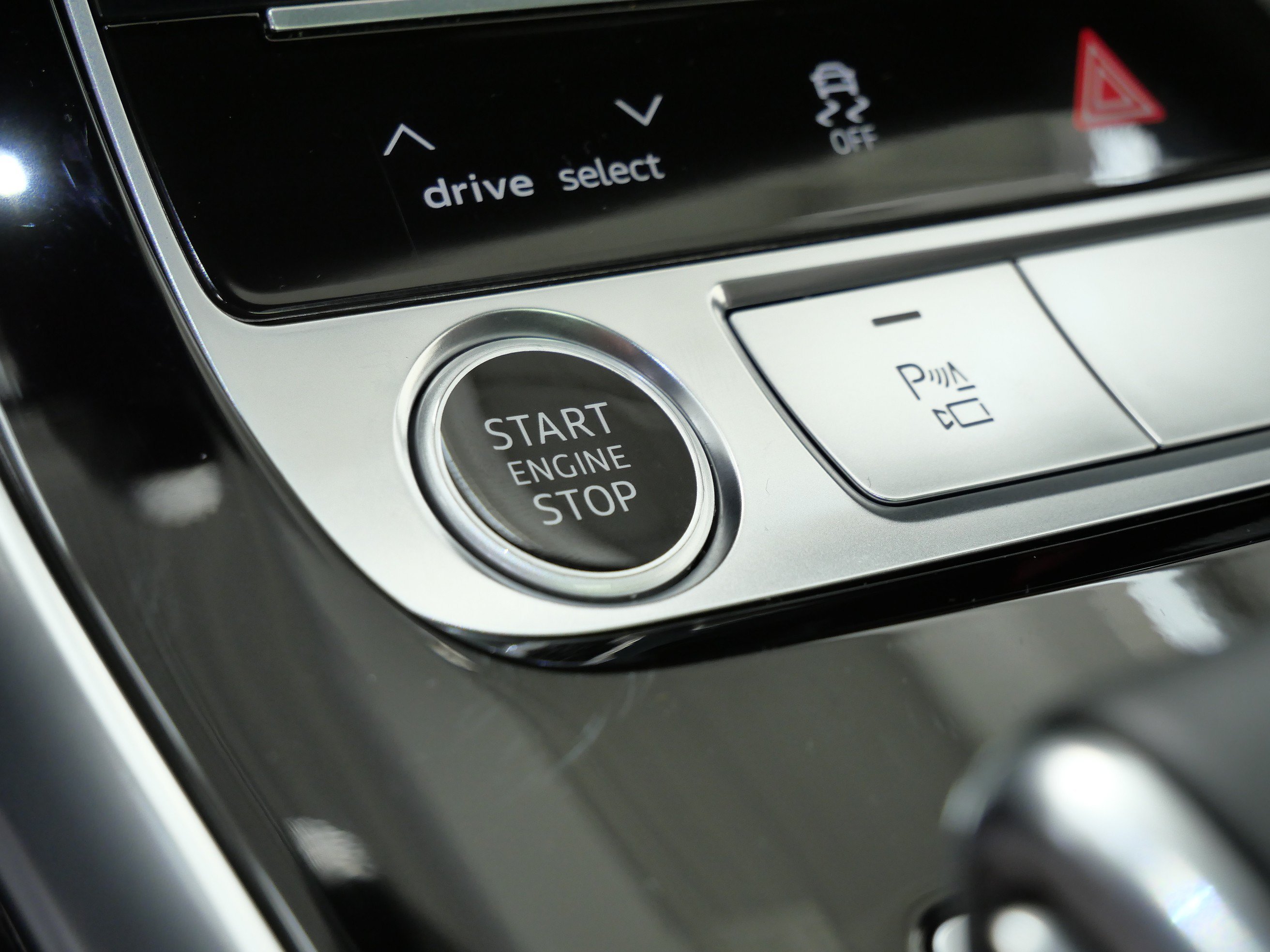 Used 2026 White Audi Premium Plus image 28