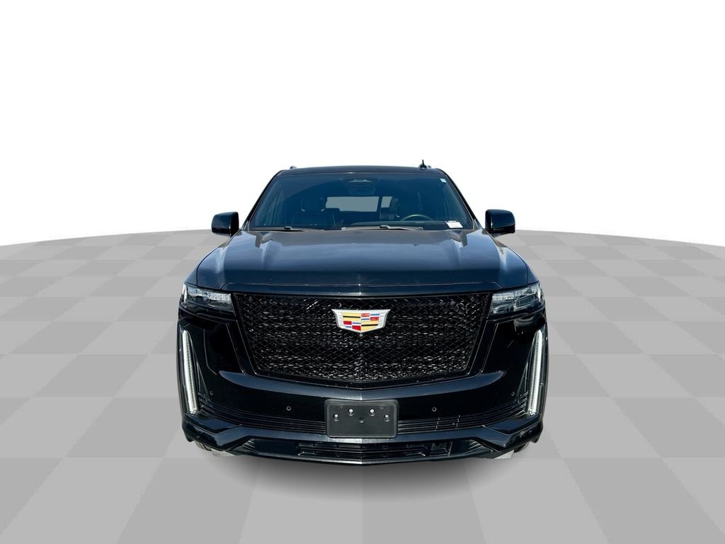 Used 2021 Black Cadillac Sport image 19