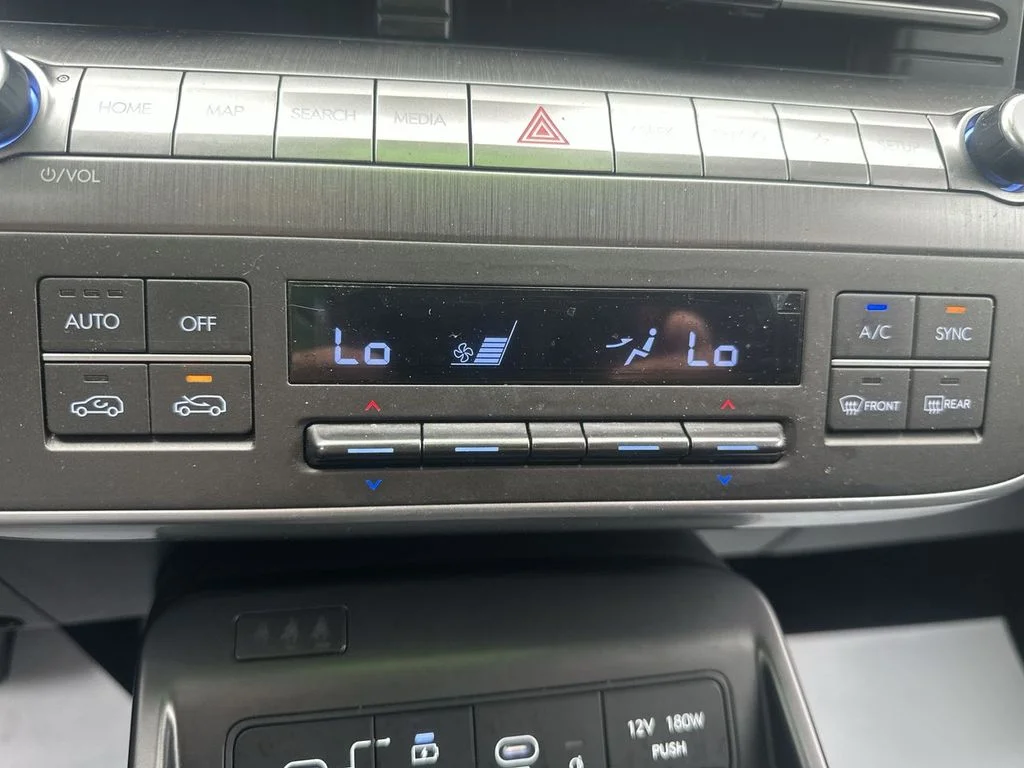 Certified Used 2024 White Hyundai SEL image 26