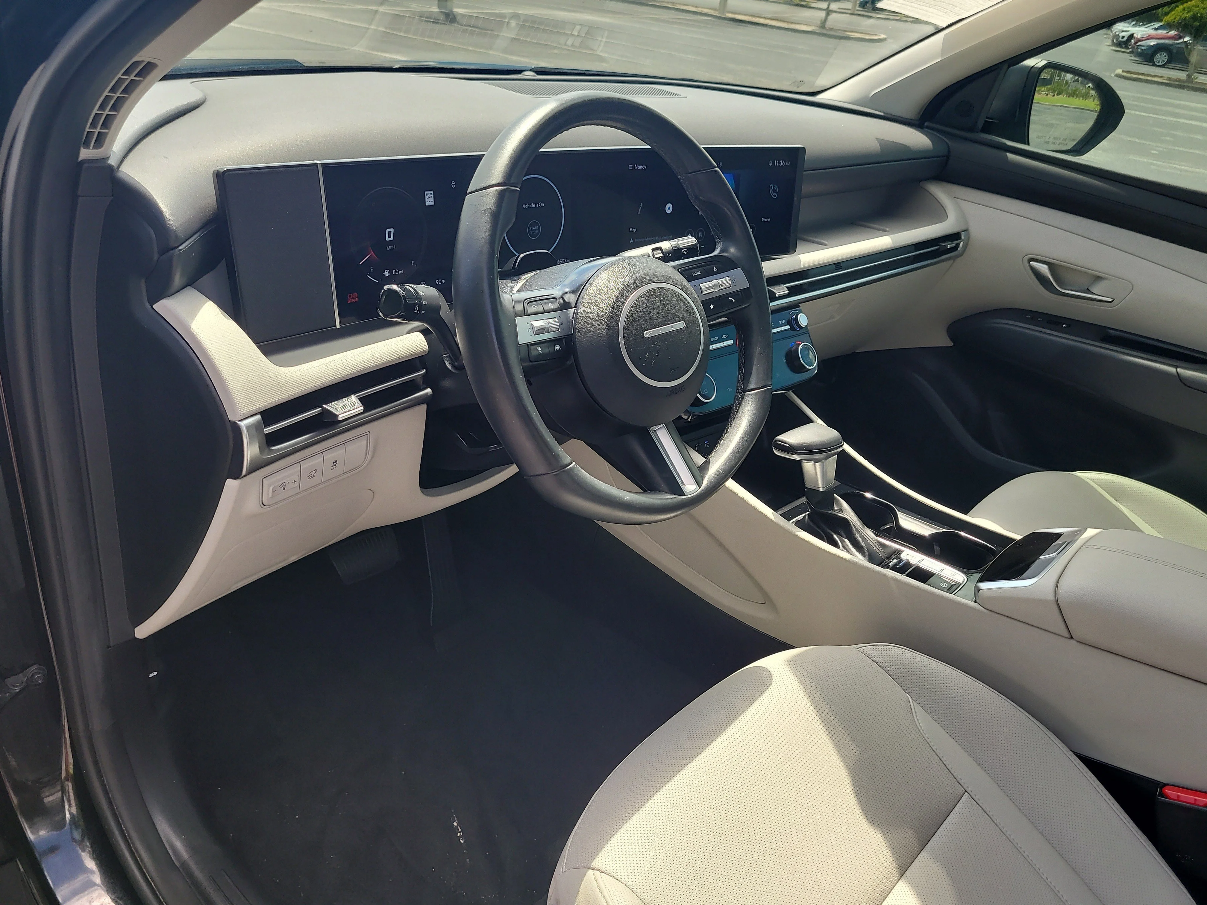 Used 2025 Phantom Black Hyundai SEL Convenience image 19