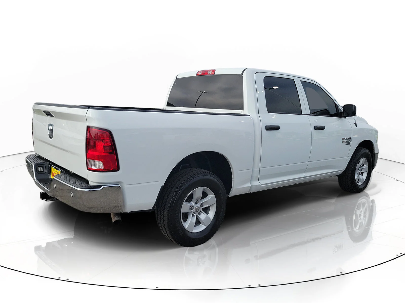 Certified Used 2022 White Ram SLT image 3