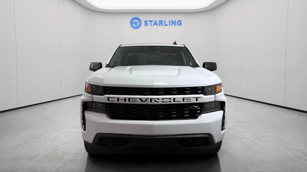 Used 2020 SUMMIT WHITE Chevrolet Custom image 16