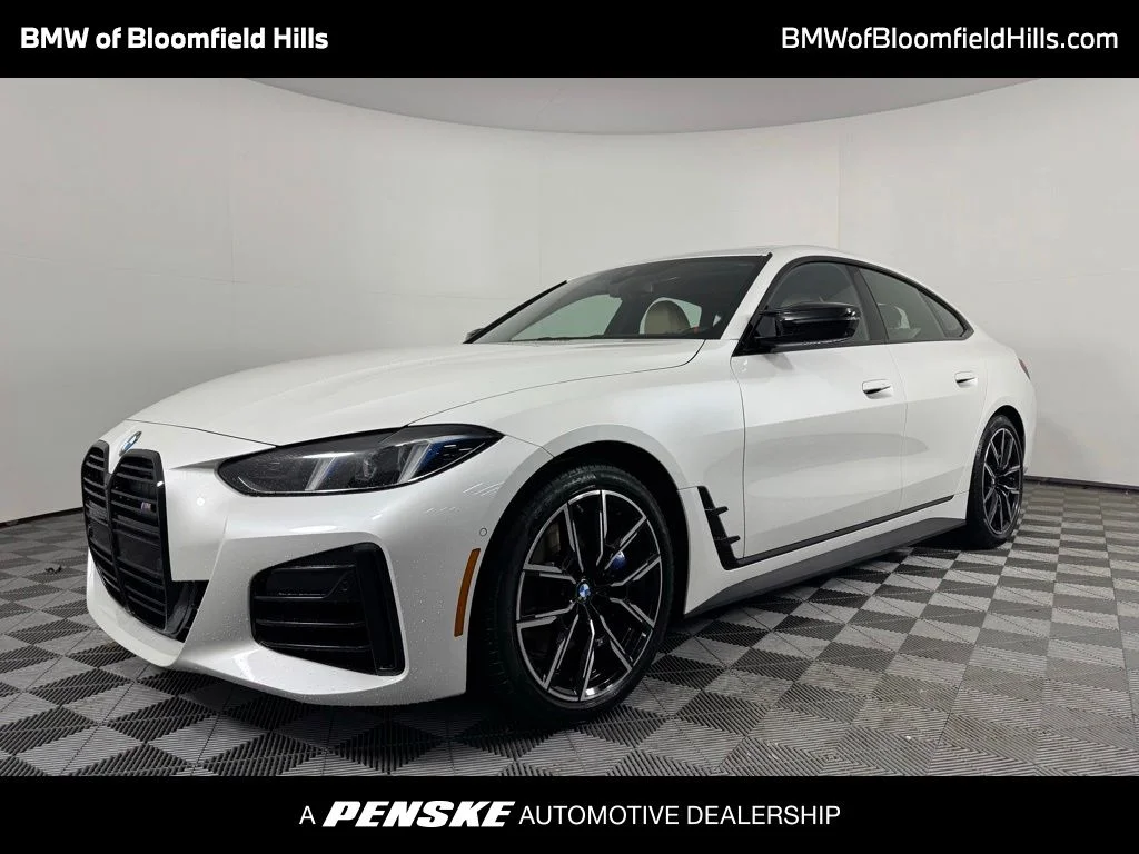 2026 BMW 4 Series's photo
