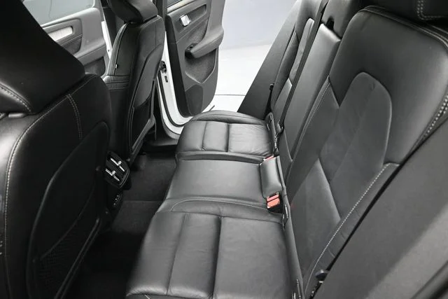 Used 2023  Volvo Ultimate image 15