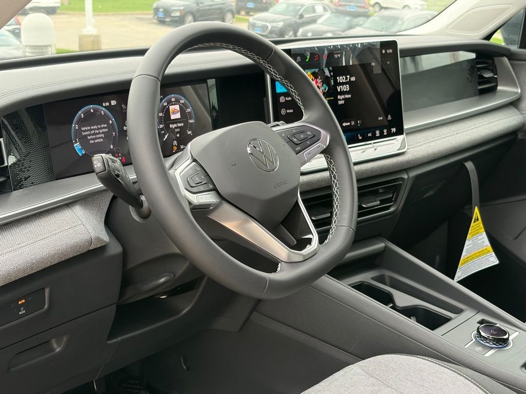 New 2026 Platinum Gray Metallic Volkswagen 2.0T S image 10