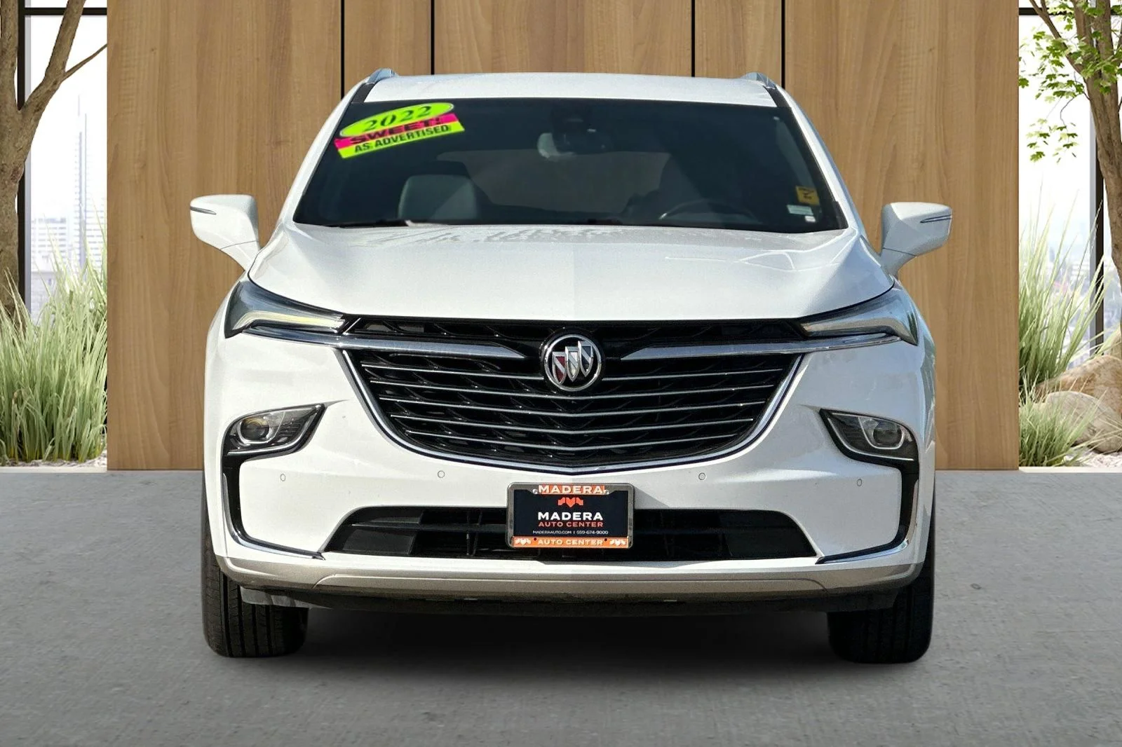 Used 2022 White Buick Essence image 8
