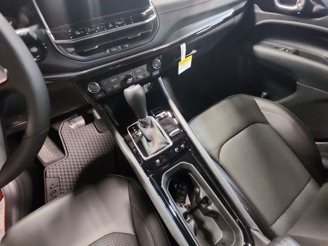 2026 Jeep Compass Trailhawk - Photo 11