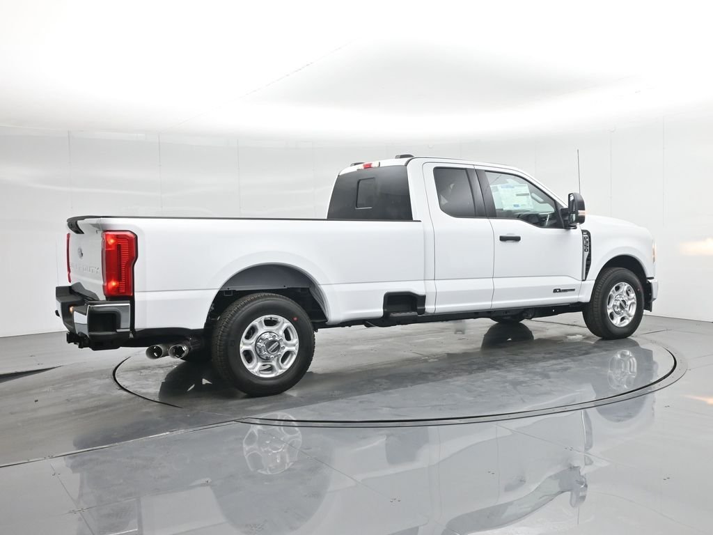 2026 Ford F-350 Super Duty XLT - Photo 30