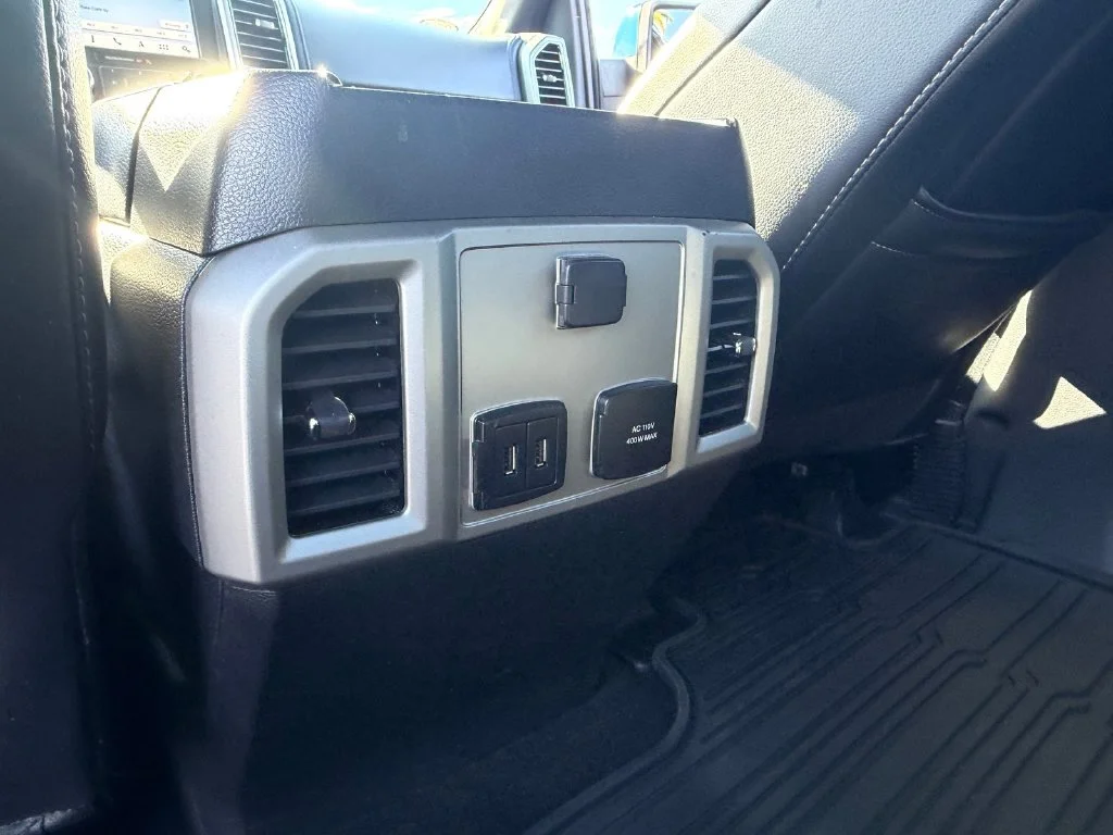 Used 2018 Blue Ford Lariat image 11