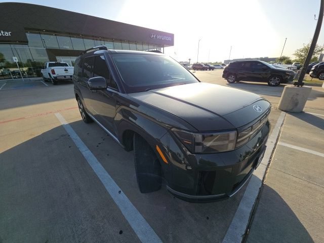 Used 2024 Rockwood Green Hyundai Limited image 4