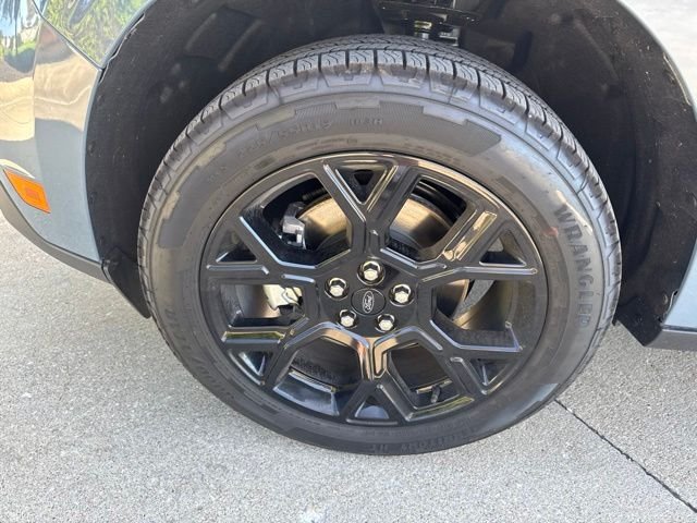 New 2026 Gray Ford XLT image 11