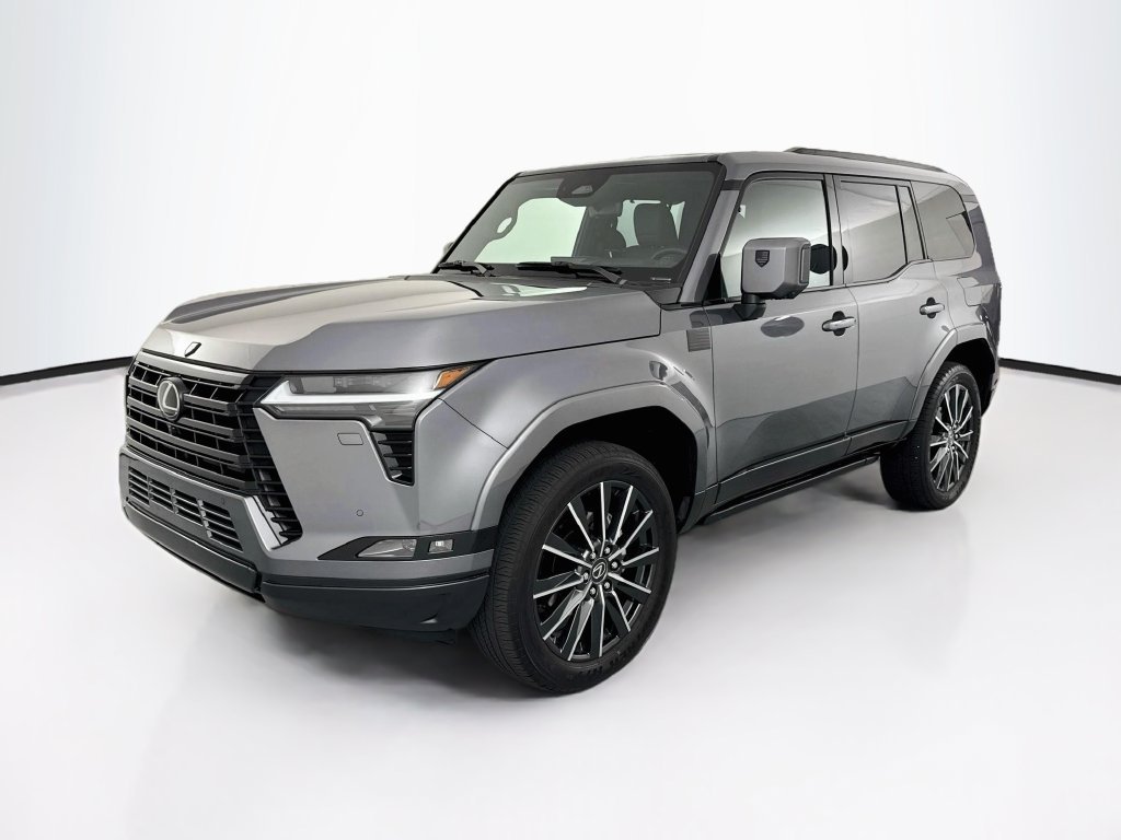 Used 2026 Gray Lexus 550 Luxury+ image 1