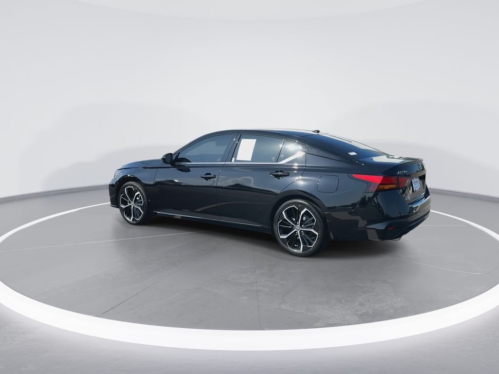 Used 2023 Black Nissan 2.5 SR image 6