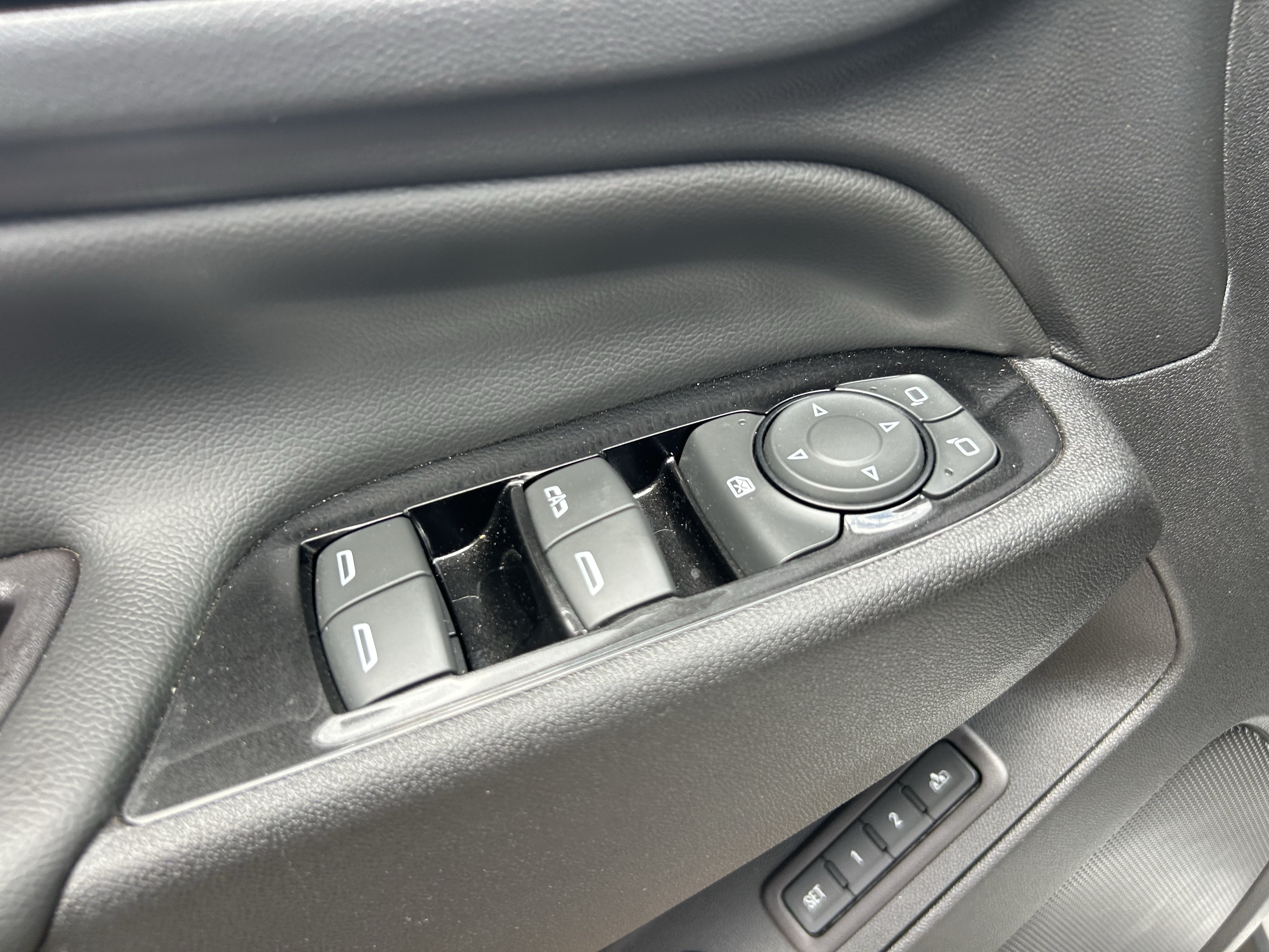 2022 Chevrolet Equinox Premier - Photo 31