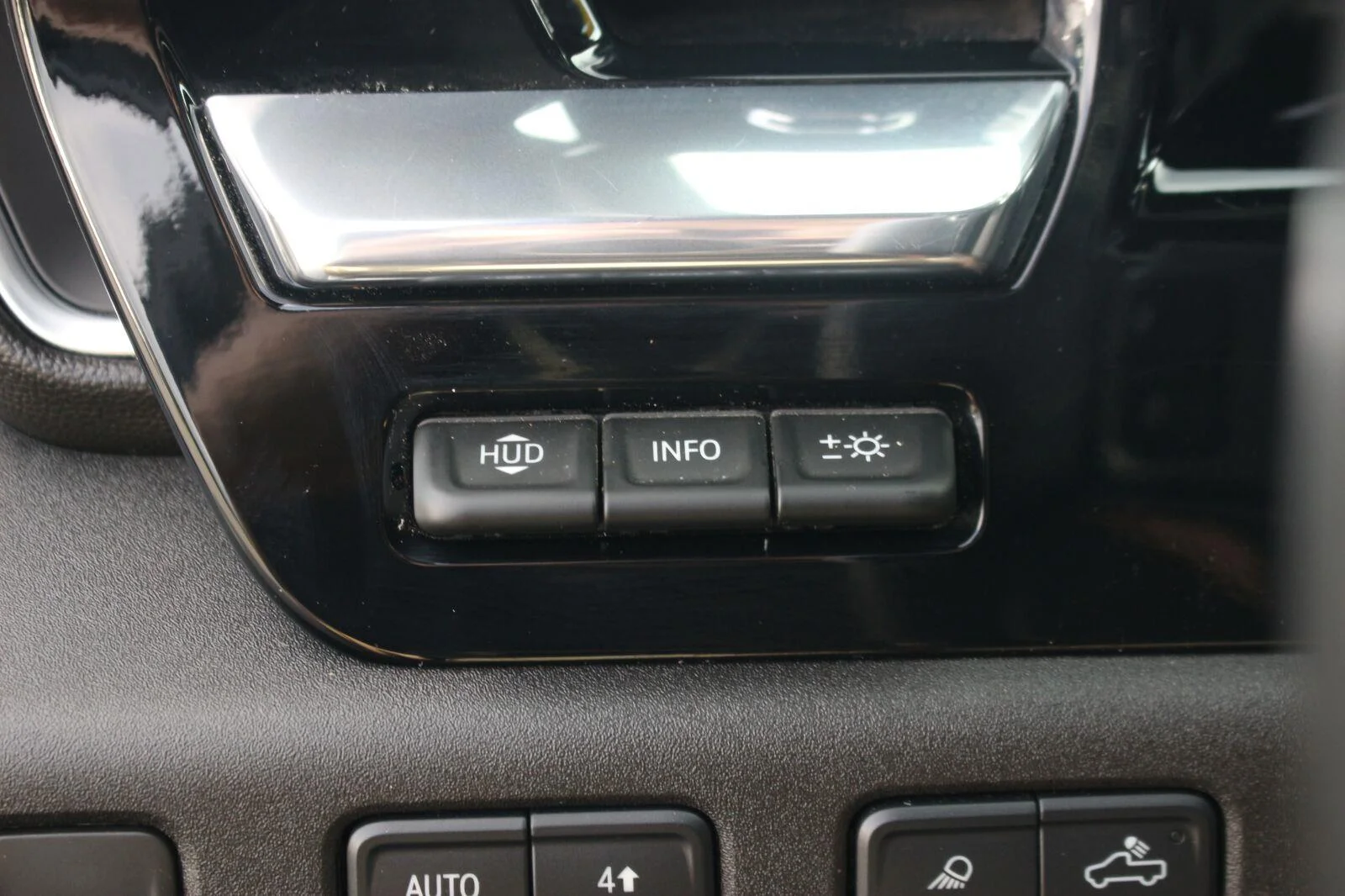 Used 2024 Black Chevrolet High Country image 32