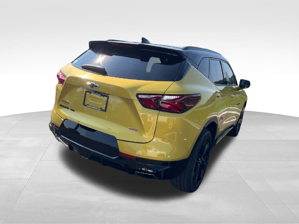 Used 2022 Yellow Chevrolet RS image 5