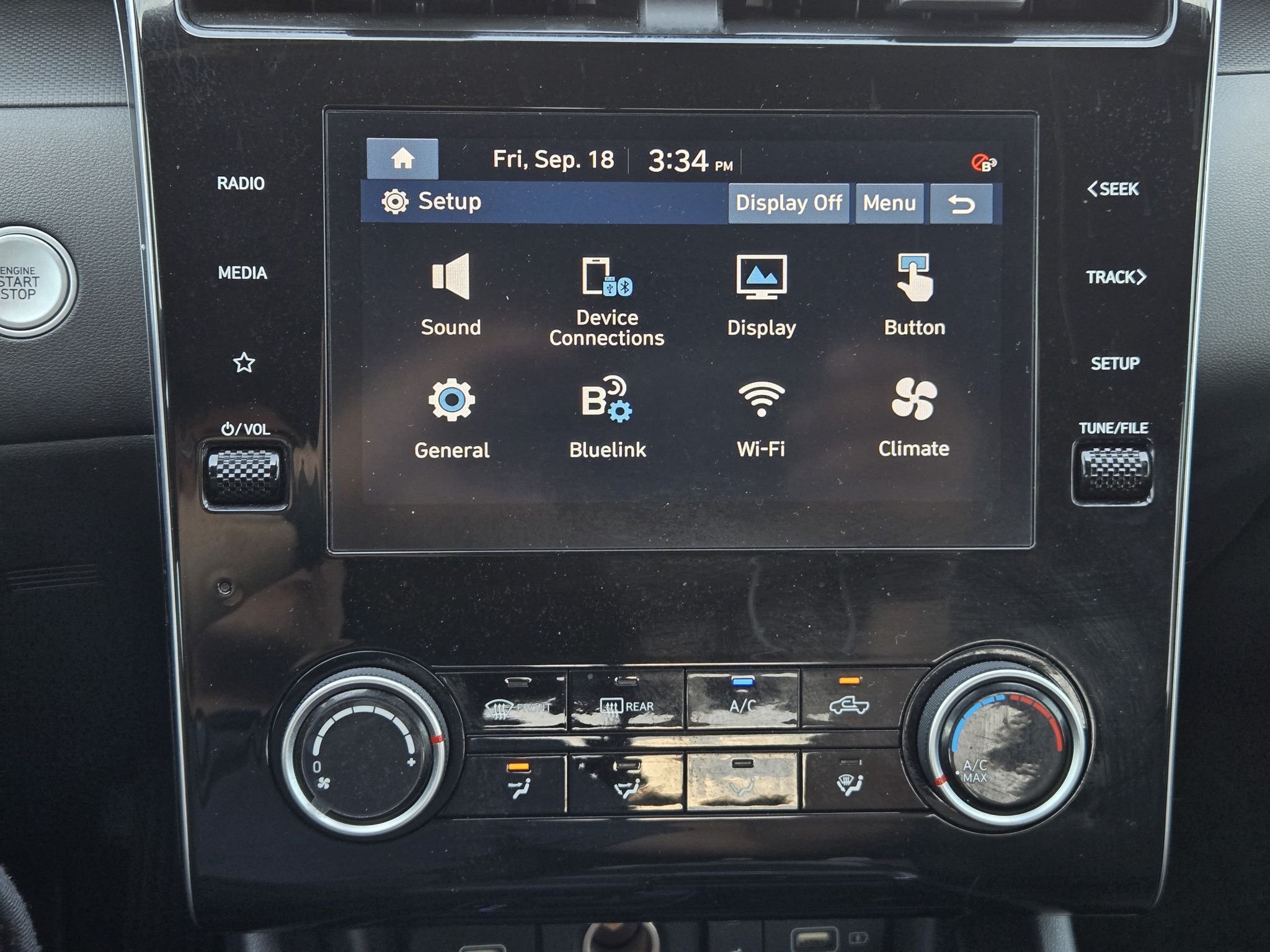 Used 2022 Phantom Black Hyundai SEL image 16