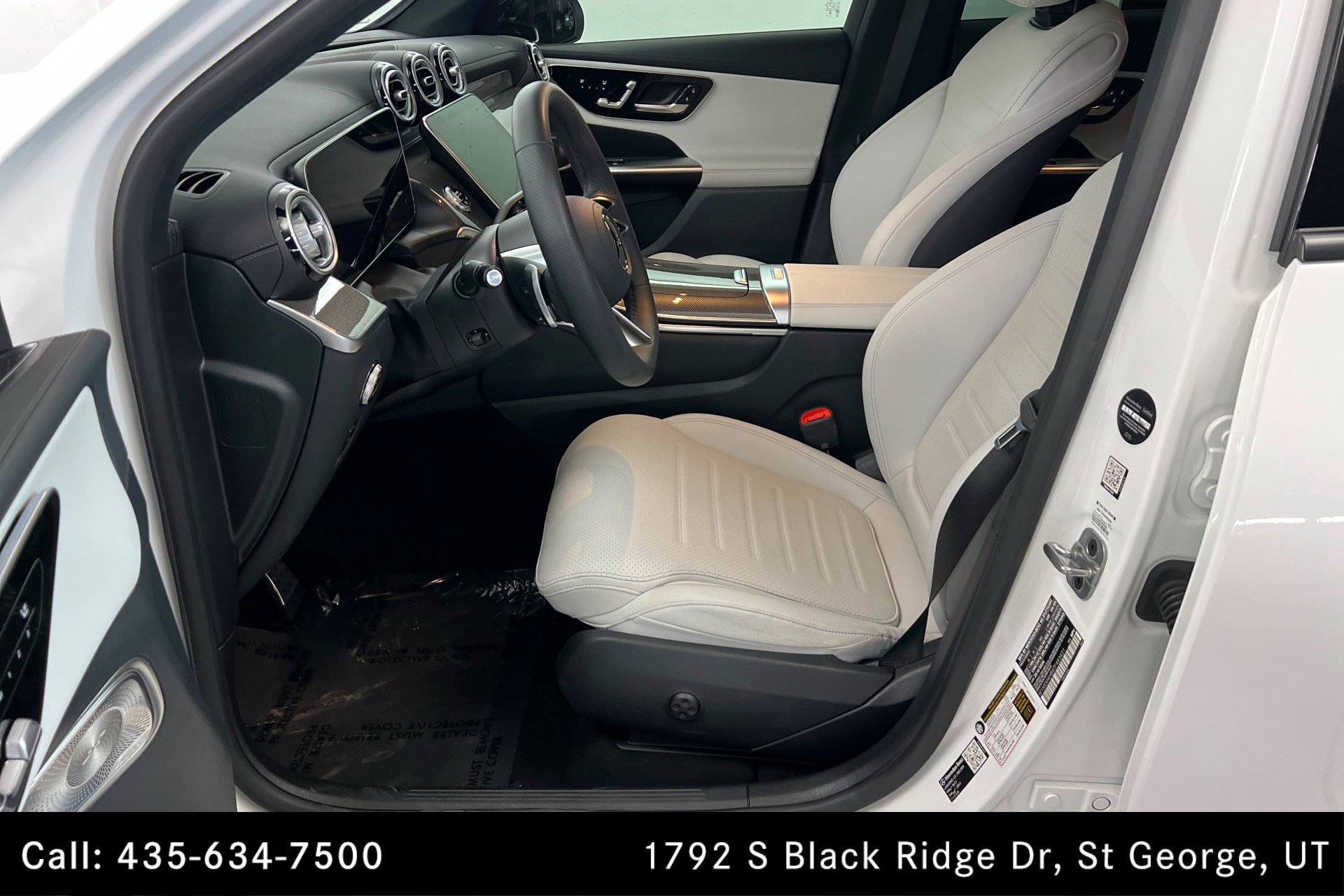 Certified Used 2026 Polar White Mercedes-Benz GLC 300 image 18