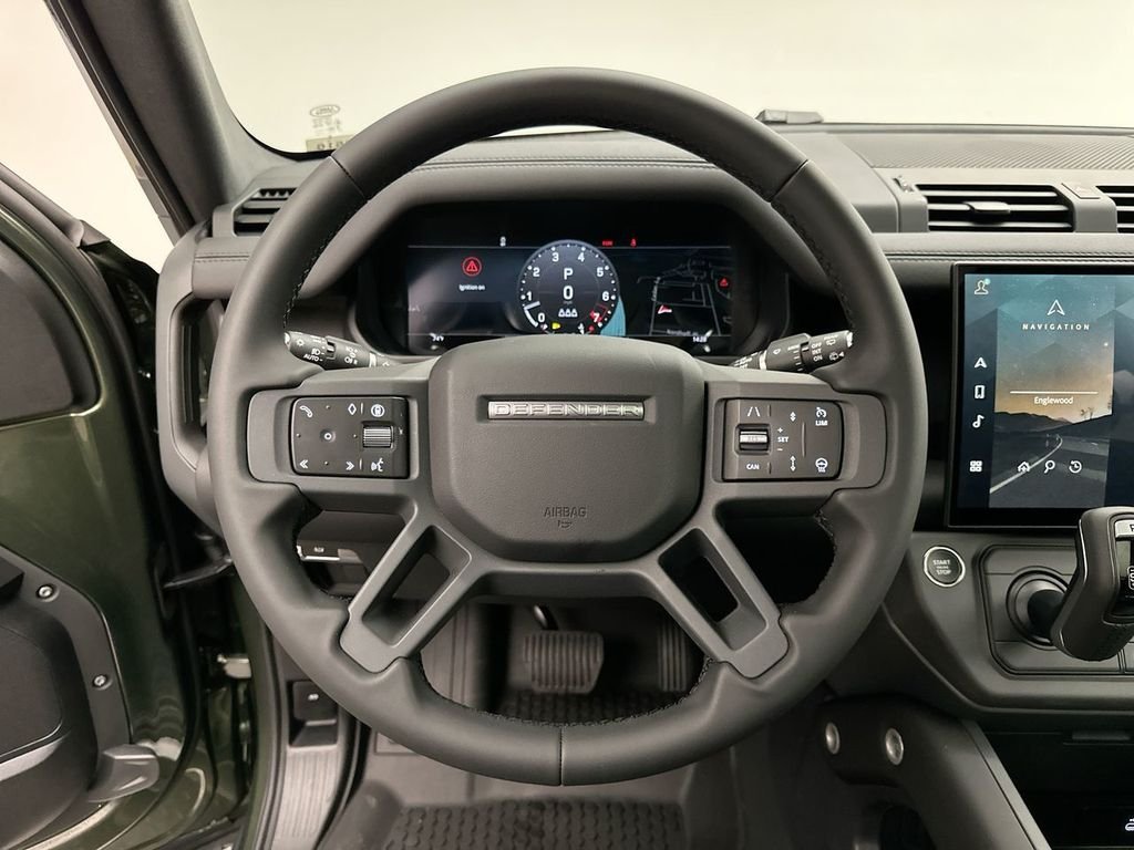 New 2026 Woolstone Green Land Rover X-Dynamic SE image 15