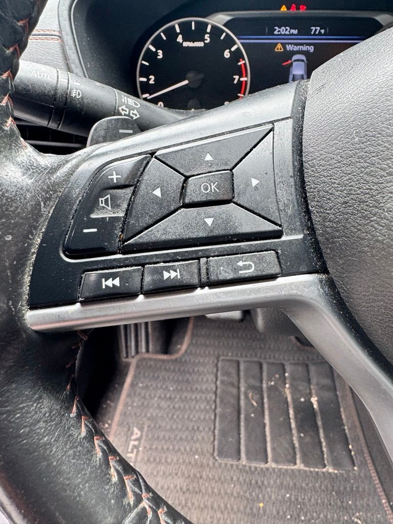 Used 2022 Gray Nissan 2.5 SR image 9