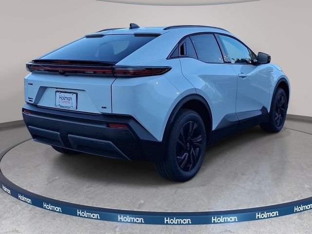 New 2026 Wind Chill Pearl Toyota SE image 3