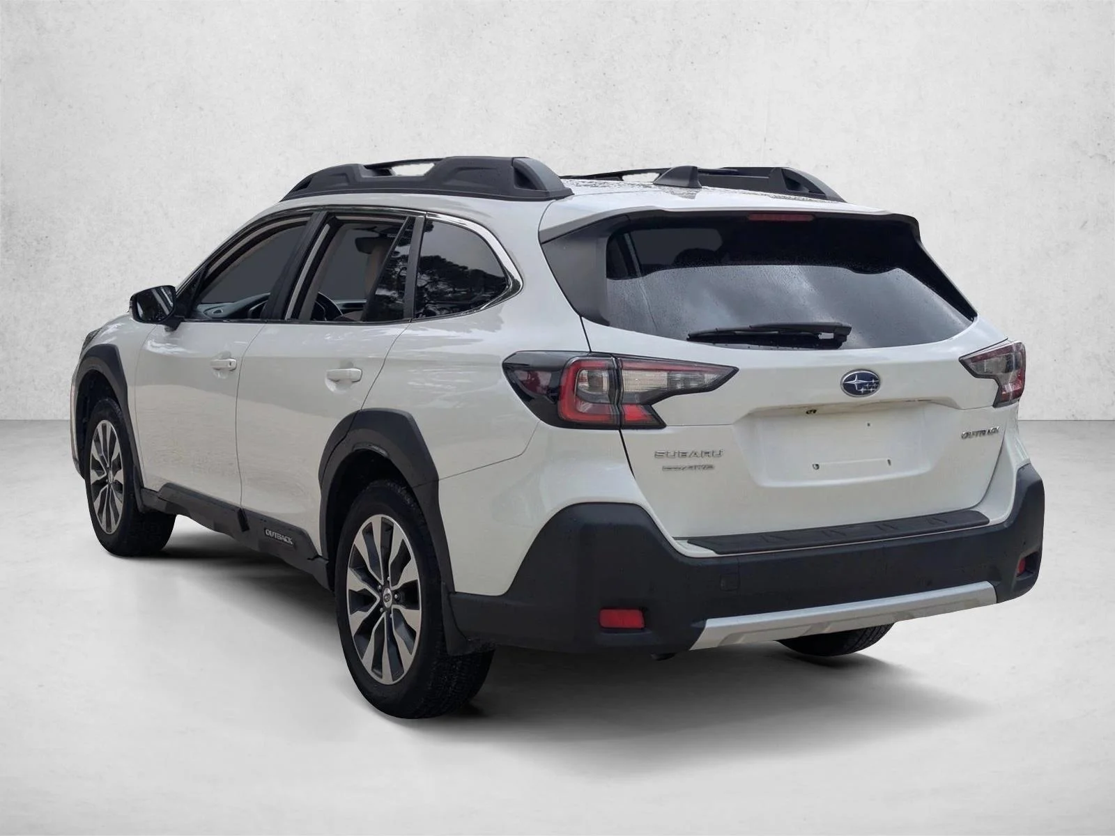 Used 2023 White Subaru Limited image 7