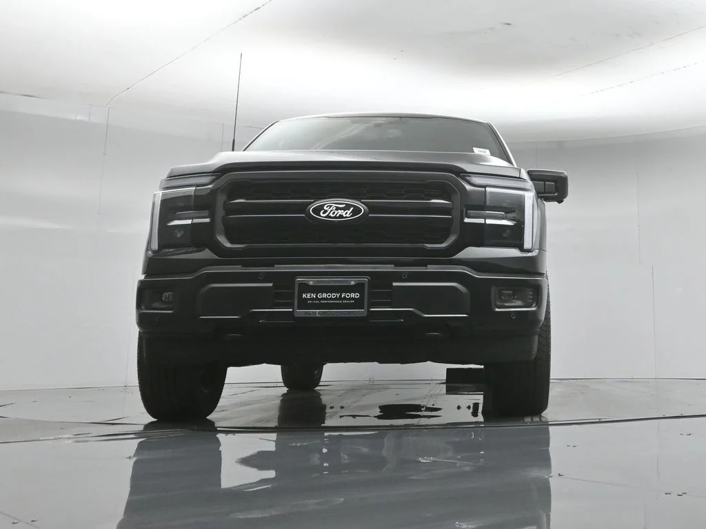 New 2026 Agate Black Metallic Ford Lariat image 47