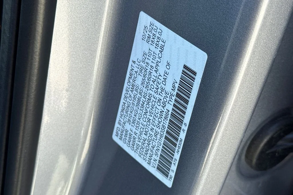Used 2025 Lunar Silver Metallic Honda TrailSport image 31