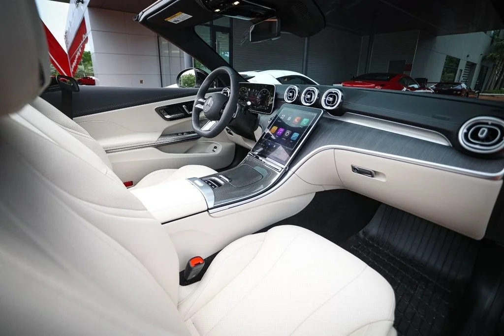 Used 2026 Graphite Gray Metallic Mercedes-Benz CLE 300 image 46
