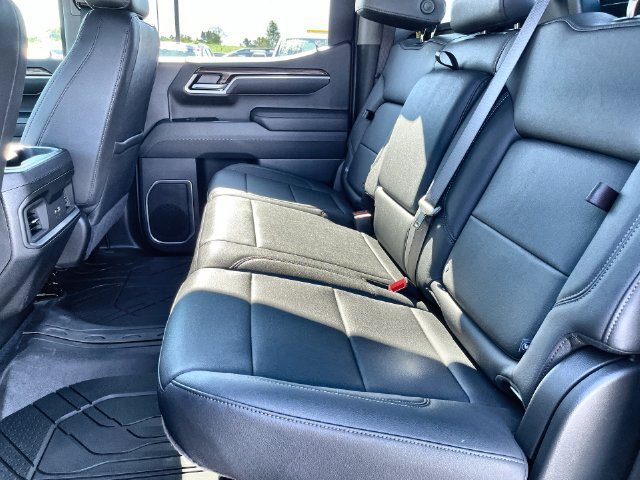 2026 Chevrolet Silverado 1500 photo 32 of 81