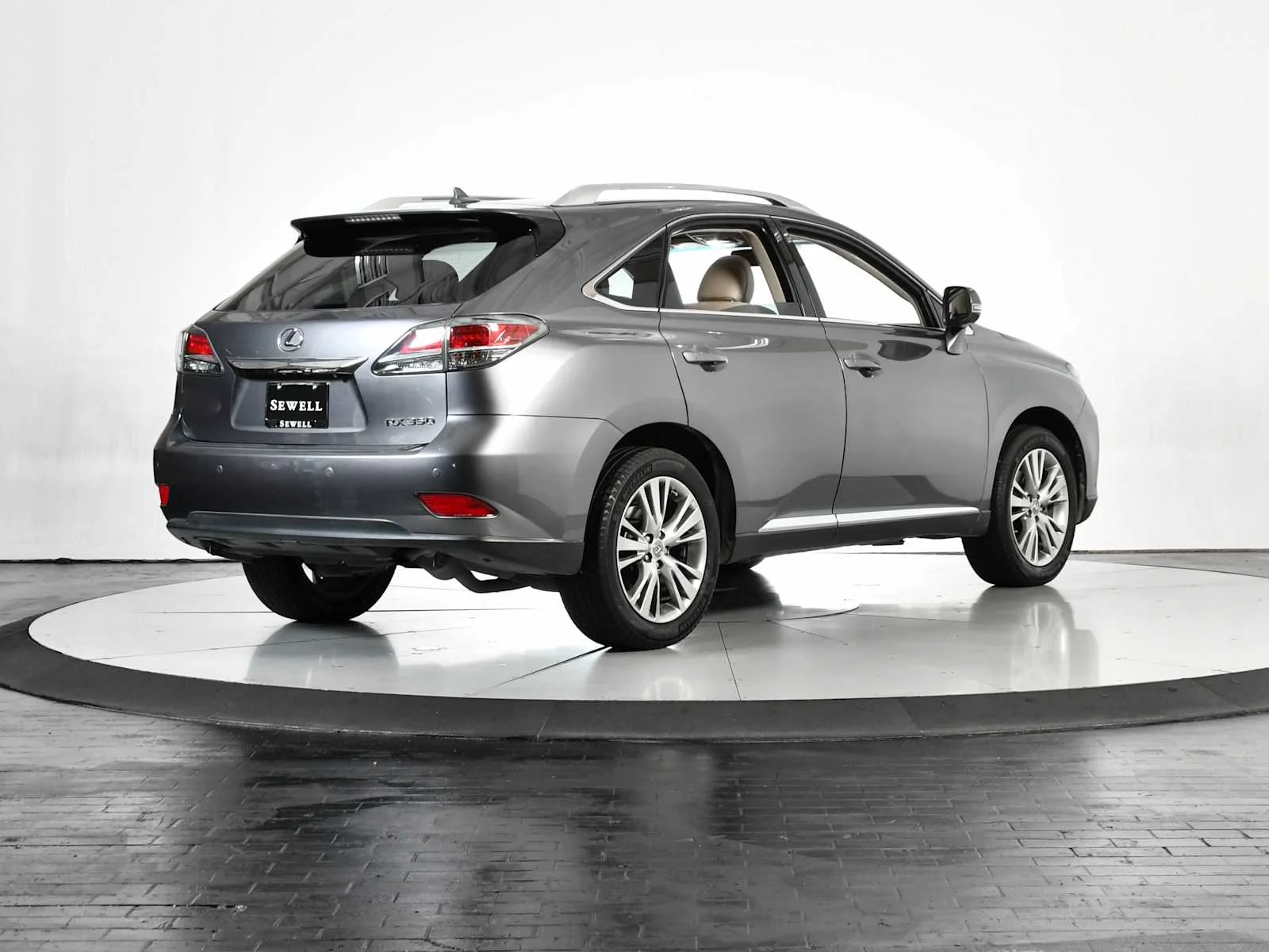 Used 2013 Nebula Gray Pearl Lexus  image 7