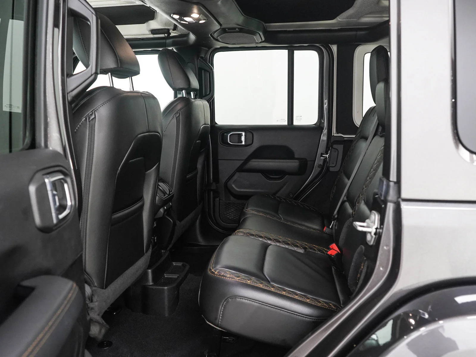 Used 2021 Gray Jeep Unlimited Sahara High Altitude 4x4 image 19