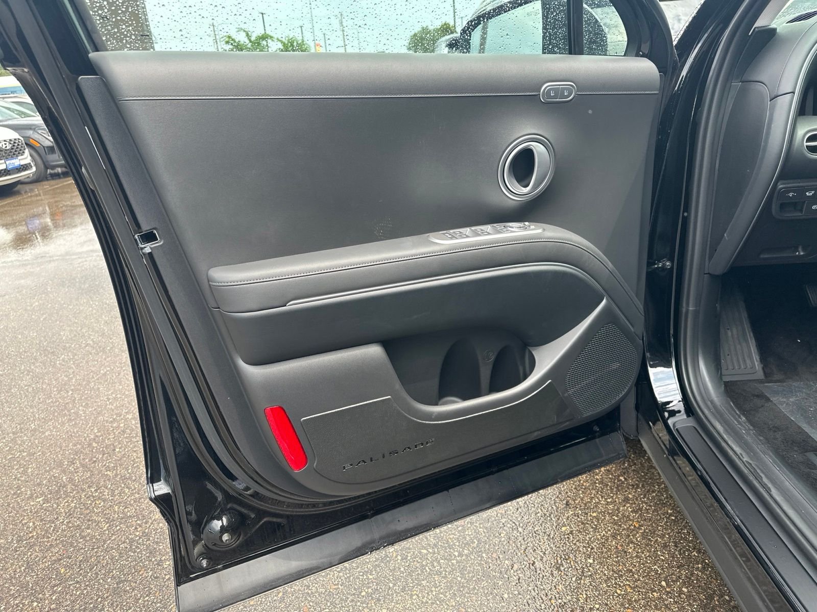 New 2026 Black Hyundai SEL Premium AWD image 13
