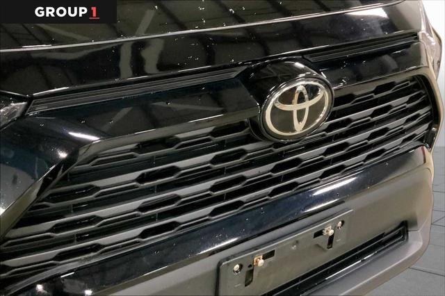 Certified Used 2025 MIDNIGHT BLACK METAL Toyota  image 30