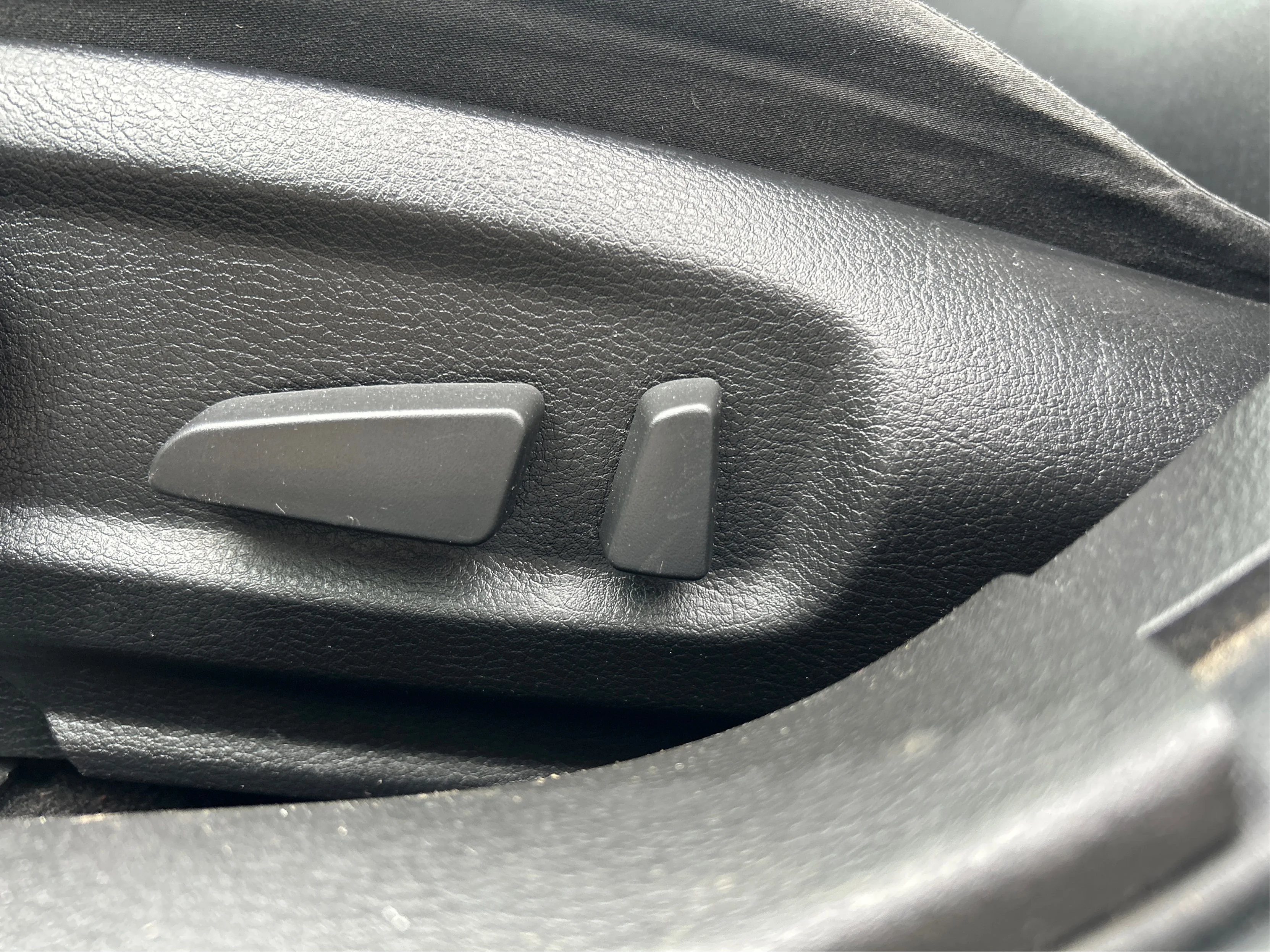Used 2012 Silver Mazda i Touring image 16