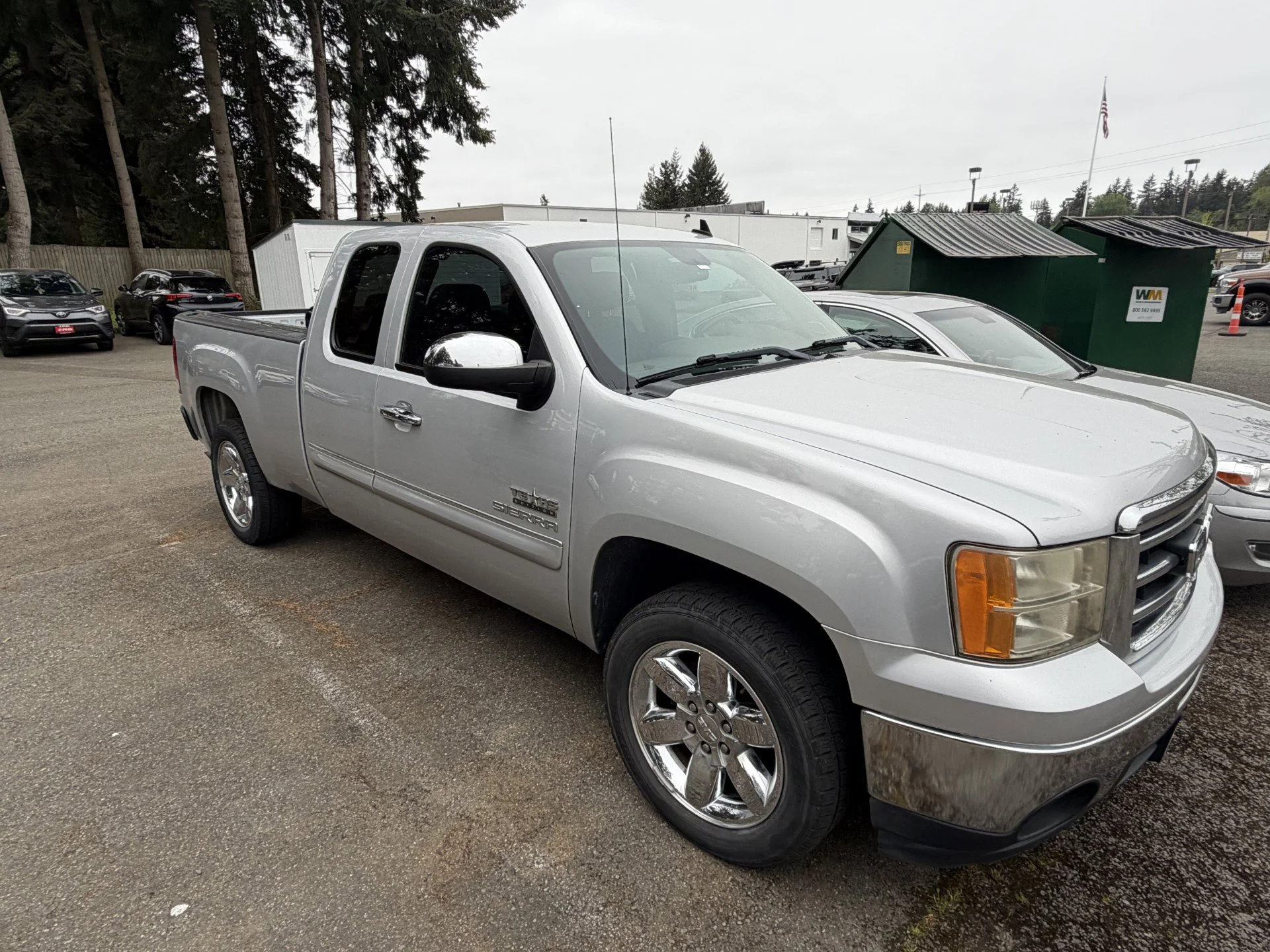 2013 GMC Sierra 2WD Extended Cab SLE LWB's photo