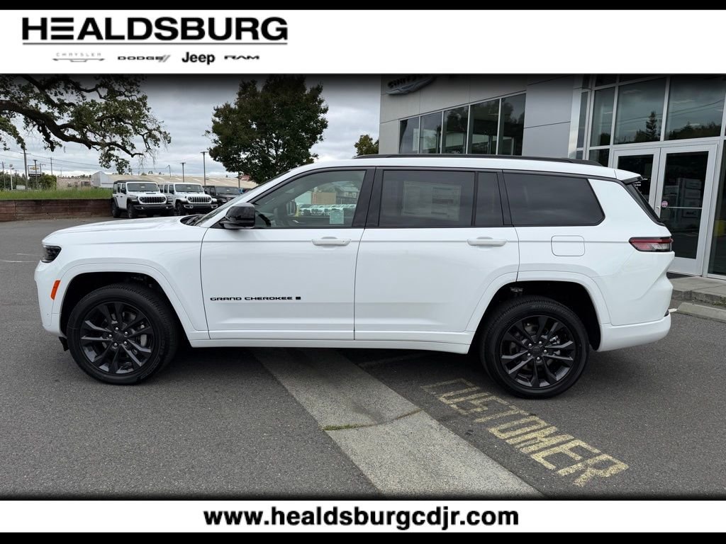 New 2026 Bright White Clear-Coat Exterior Paint Jeep Limited image 2