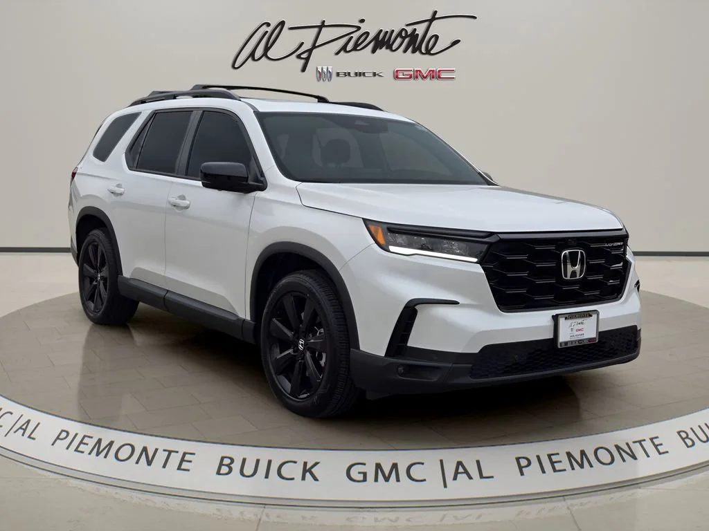 2025 Honda Pilot Black Edition AWD's photo