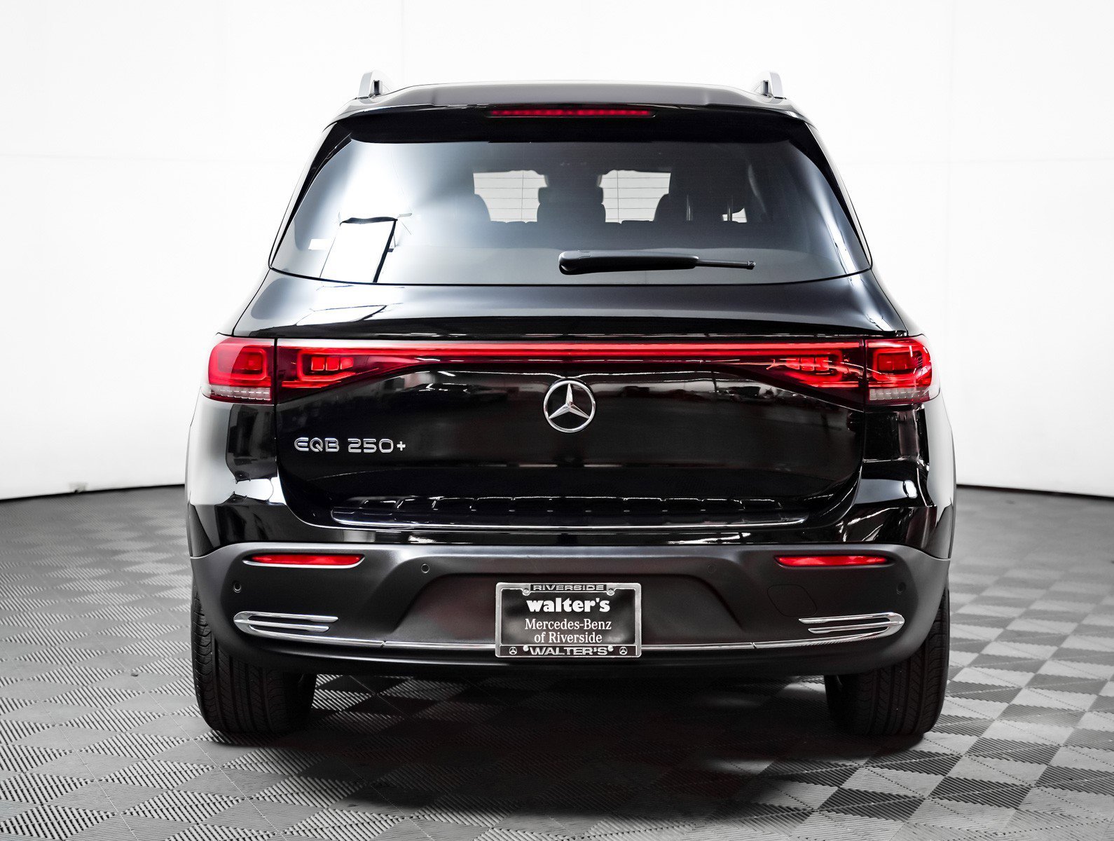 Certified Used 2023 Night Black Mercedes-Benz EQB 250+ SUV image 10