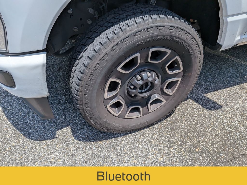 Used 2026 White Metallic Ford Platinum image 6