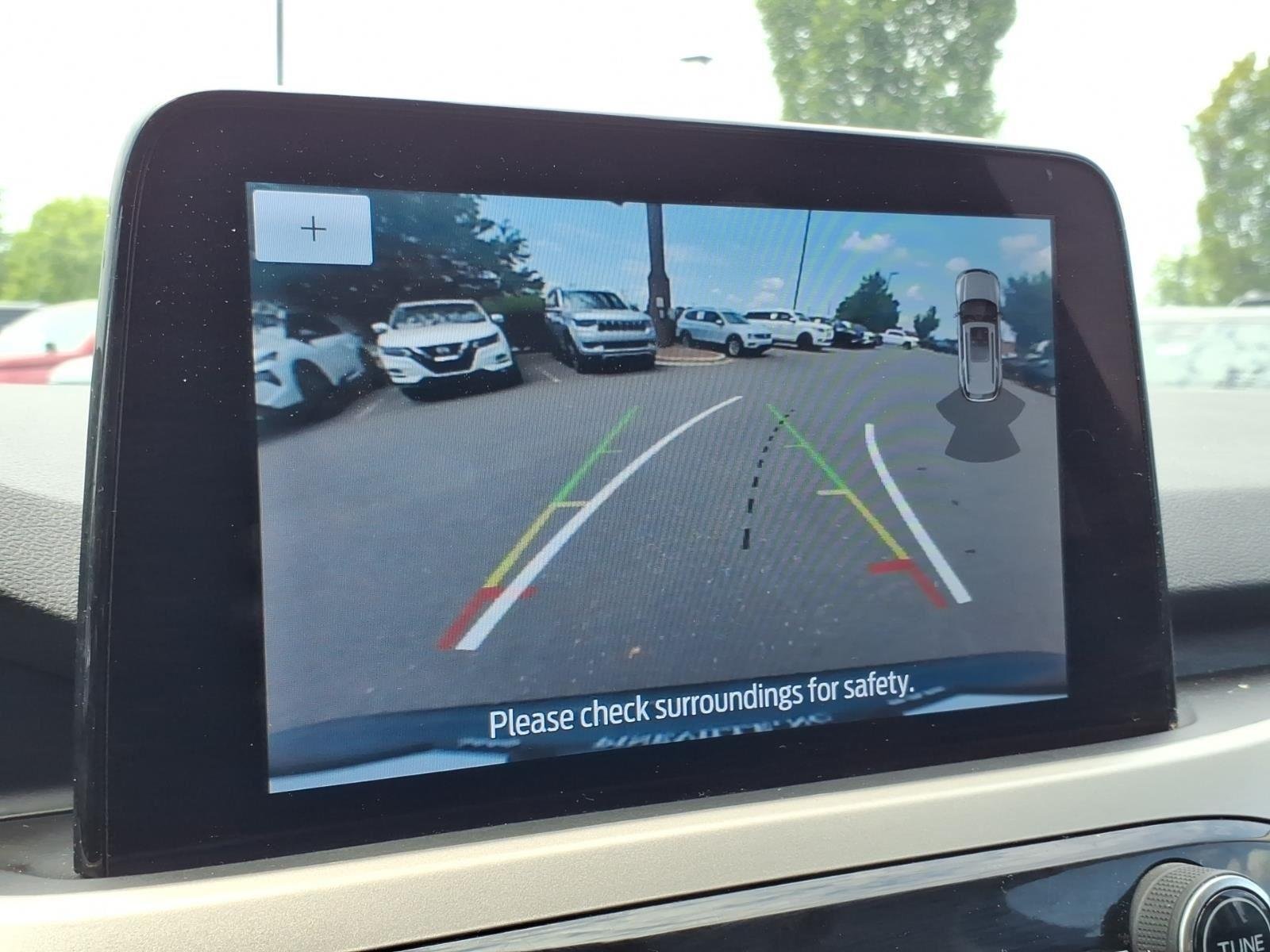 Used 2020 Magnetic Ford SE image 4