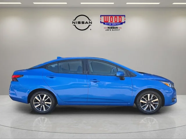 Used 2024 Electric Blue Metallic Nissan 1.6 SV image 2
