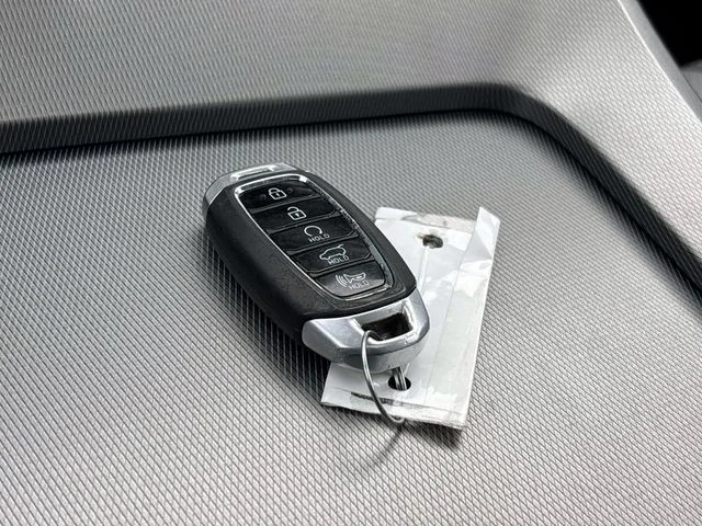 Certified Used 2020 Moonlight Cloud Hyundai SEL image 30
