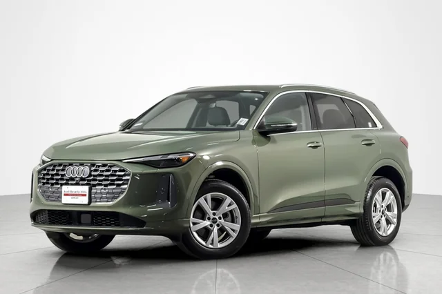 2025 Audi Q5 Premium 2.0 TFSI quattro