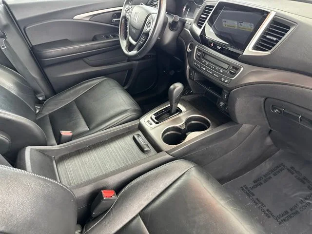 Used 2018 White Honda EX-L image 26