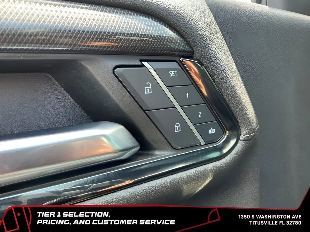 Used 2024 Sterling Metallic GMC AT4 image 22