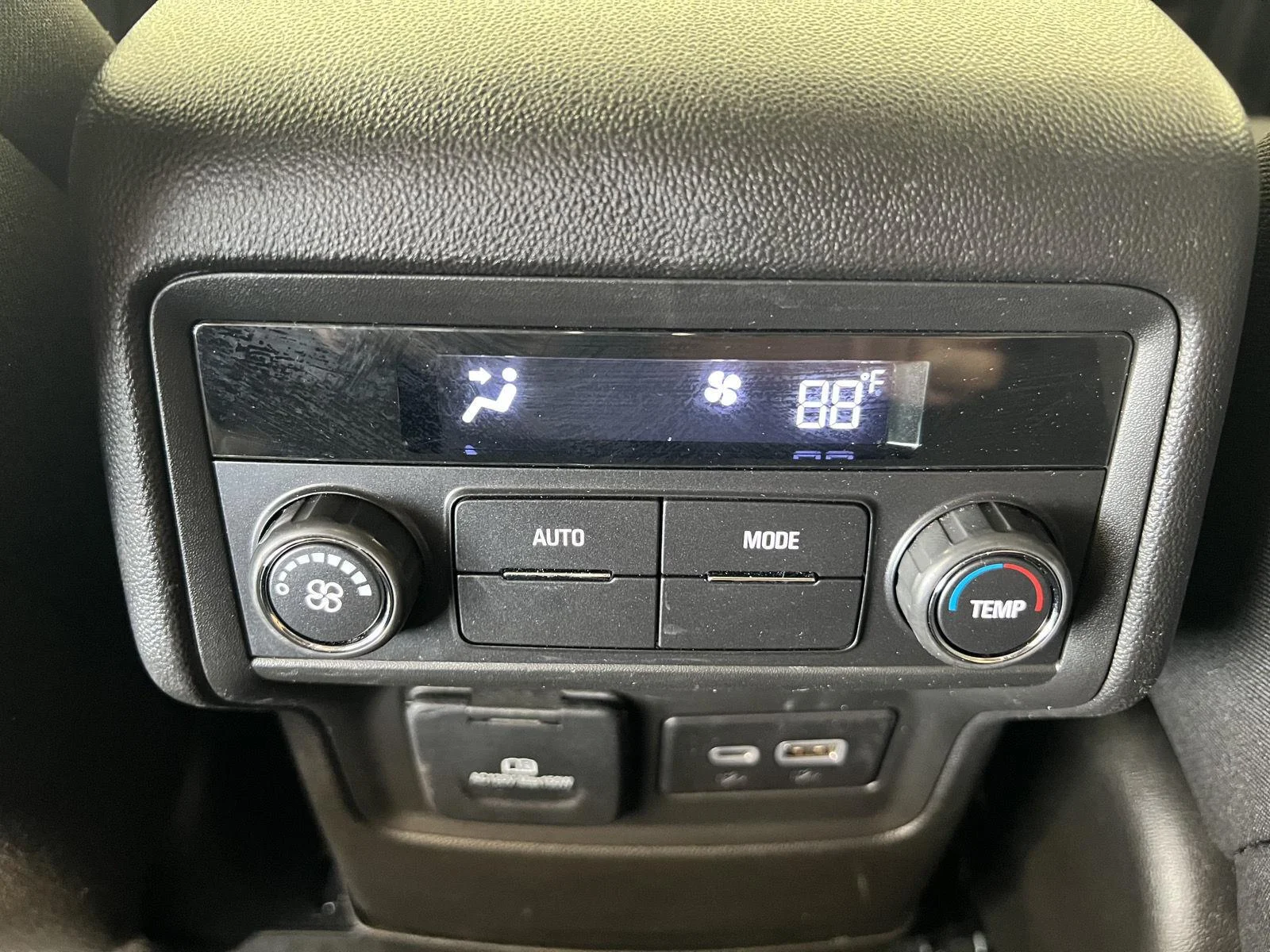 Used 2023 Sterling Metallic GMC SLE image 19