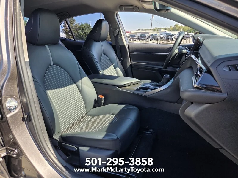 Used 2022 Predawn Gray Mica TOYOTA SE AUTO image 15