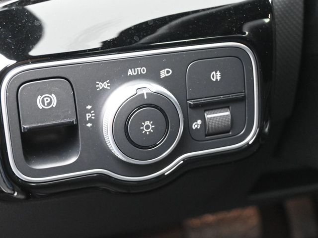 Used 2025 Black Mercedes-Benz CLA 250 image 20