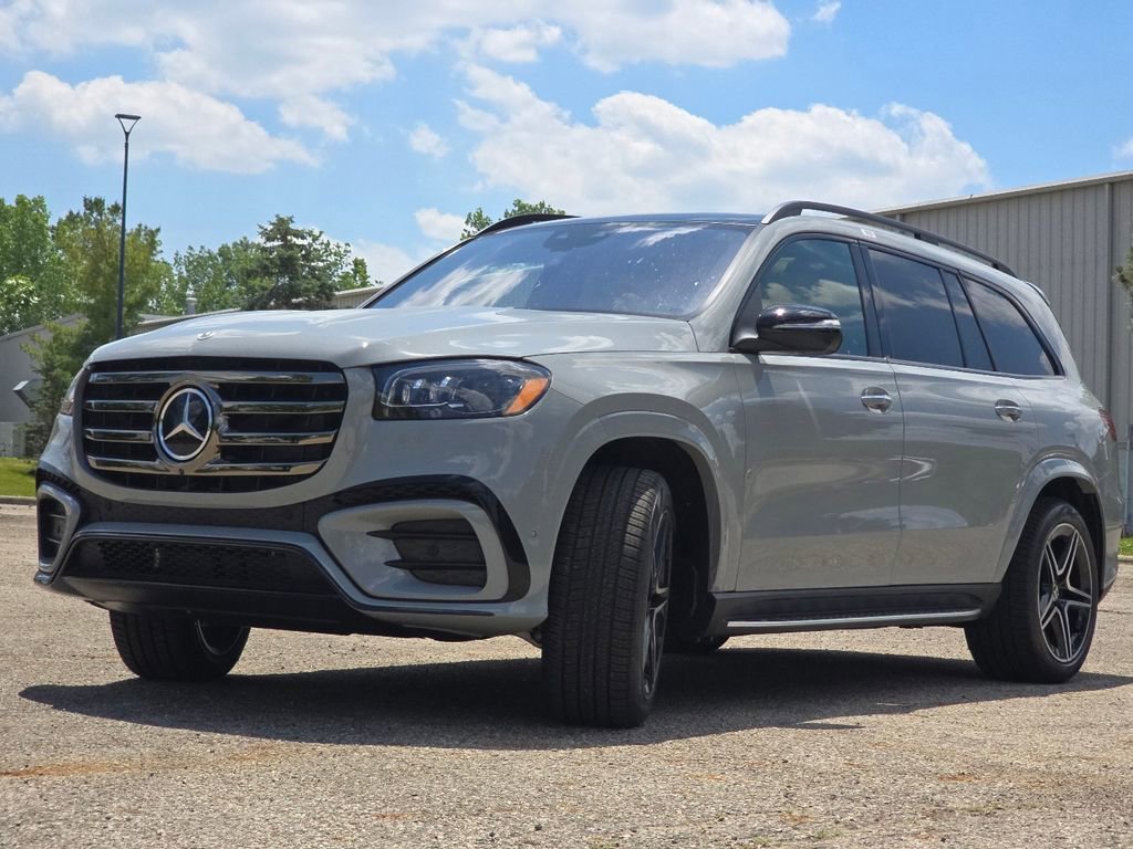 New 2026 MANUFAKTUR Alpine Grey Mercedes-Benz GLS 450 image 52